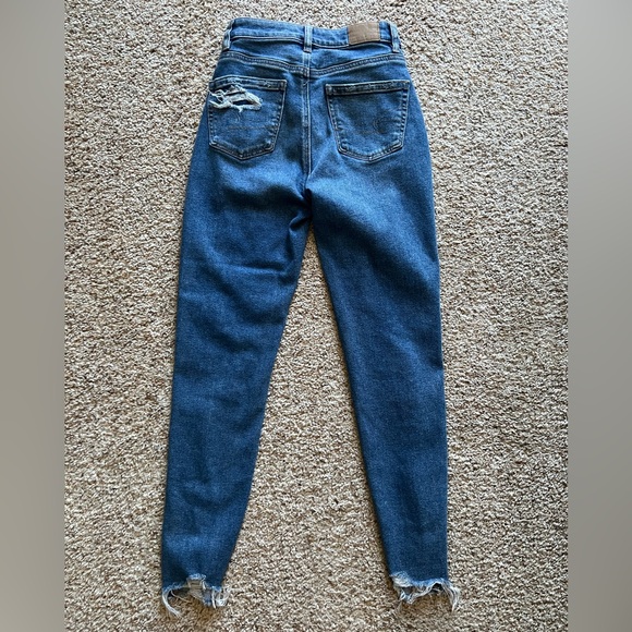 American Eagle Mom Jeans Size 000 - Picture 3 of 3